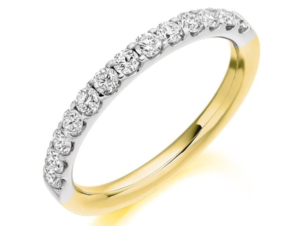 18ct Yellow Gold Stone Diamond Ring