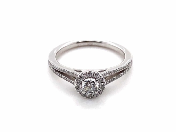 Platinum Brilliant Cut Diamond Cluster Ring
