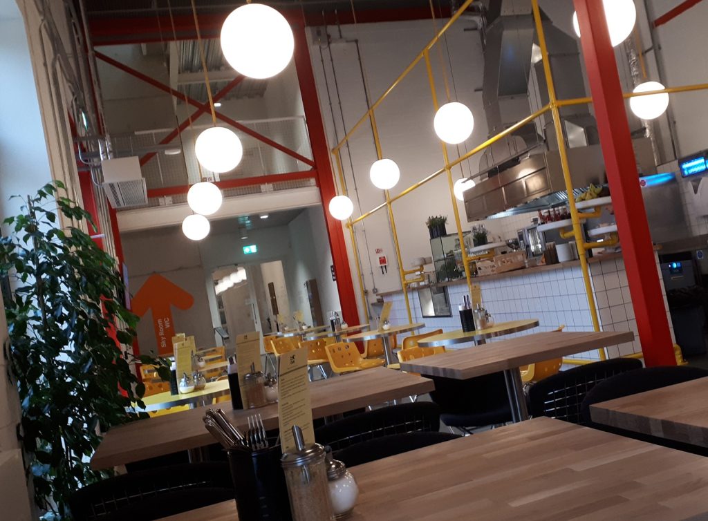 MK Gallery Cafe & Bar