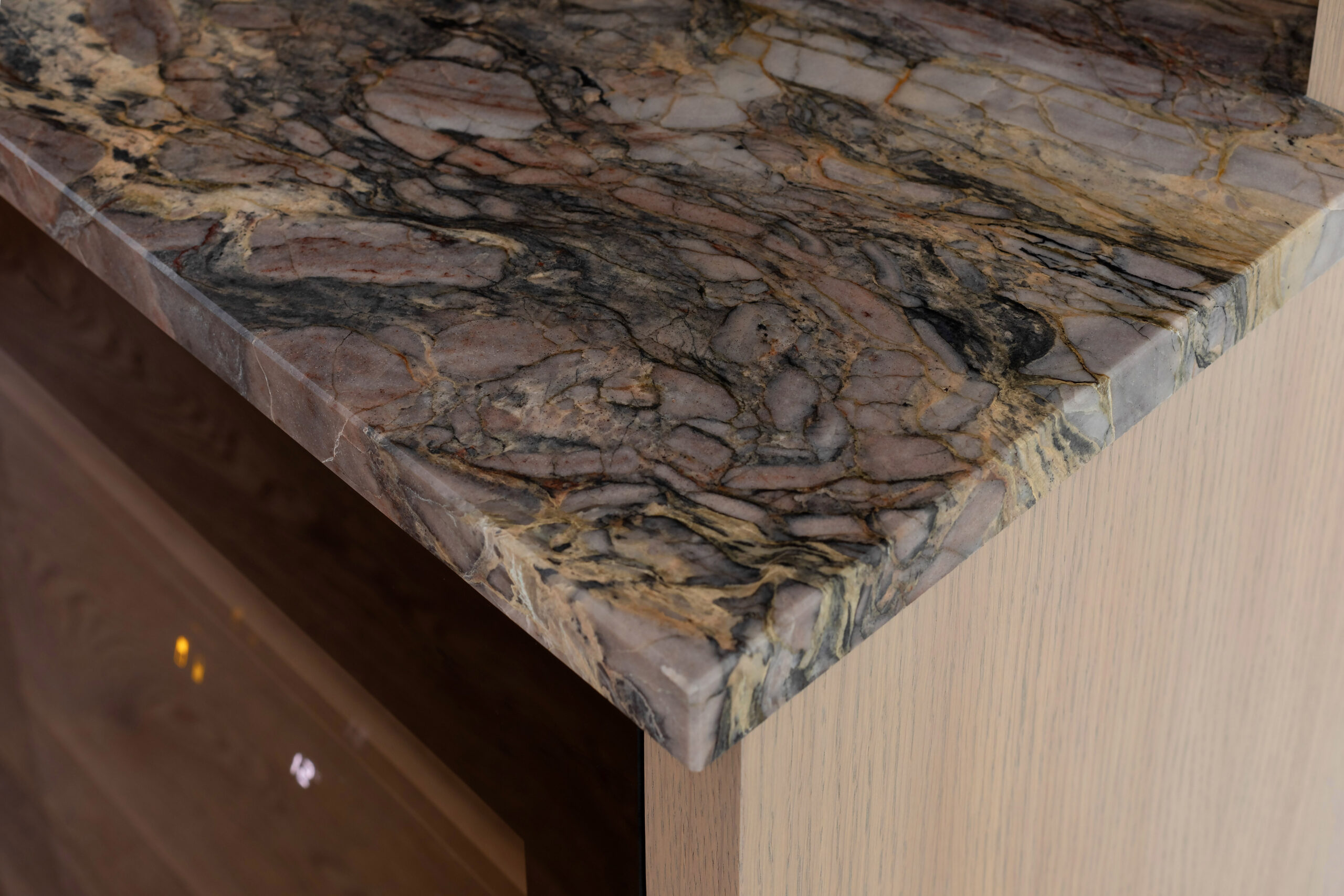 close up photo of quartz worktop