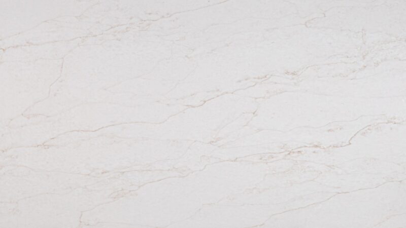     perla venata quartz slab with creamy neutral tones