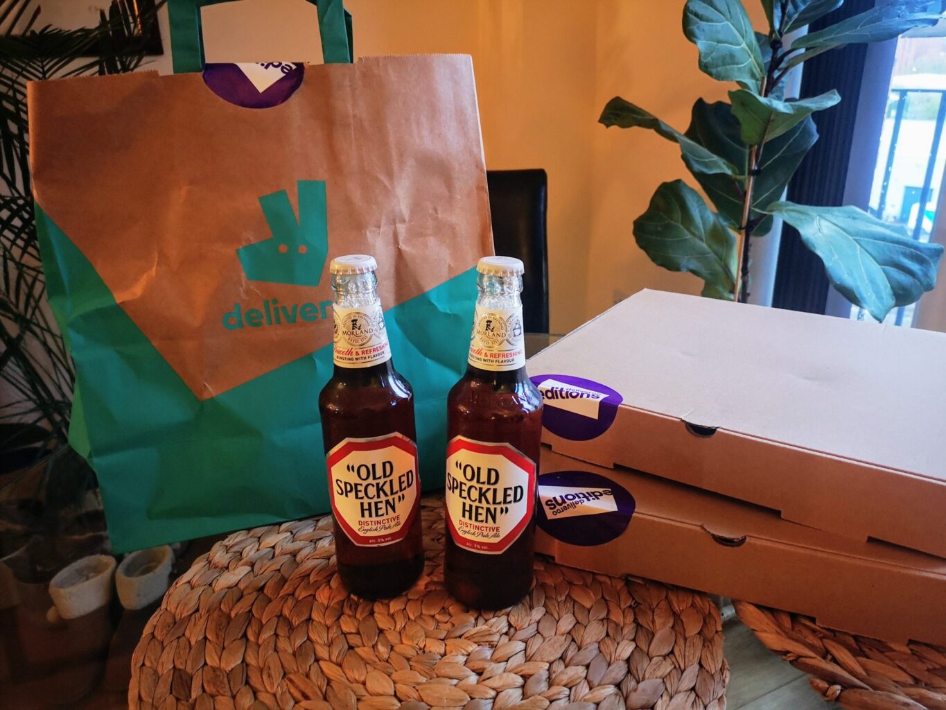 Manchester-Deliveroo-1-1365x1024